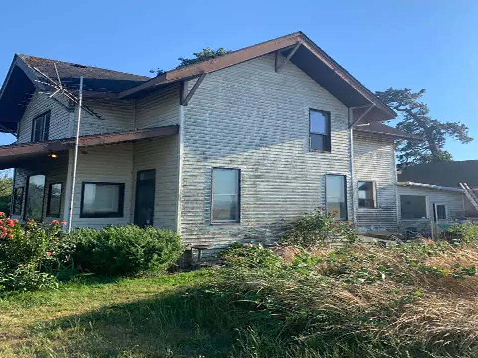 House Pressure Washing Near Me Lincoln City OR